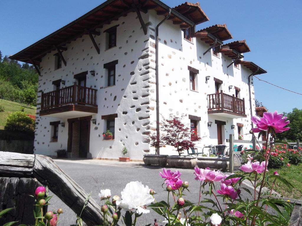 Casa Rural Madariaga Hotell Artea Exteriör bild
